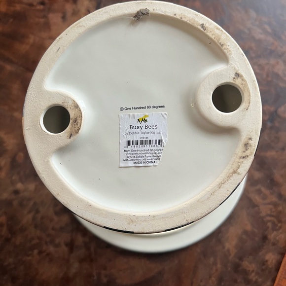 One Hundred 80 Degrees Busy Bees Cake Stand - Picture 5 of 8